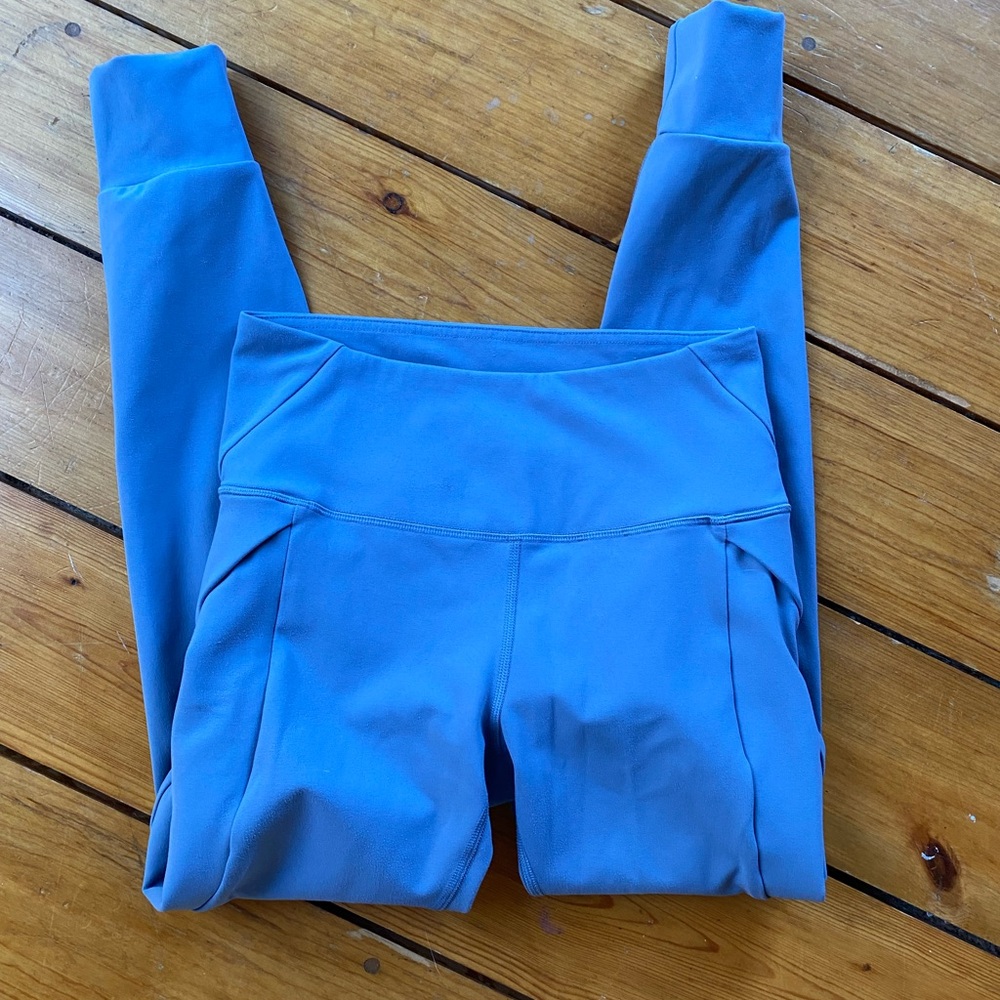 Avalanche Women's Sky Blue Leggings size small thick and soft